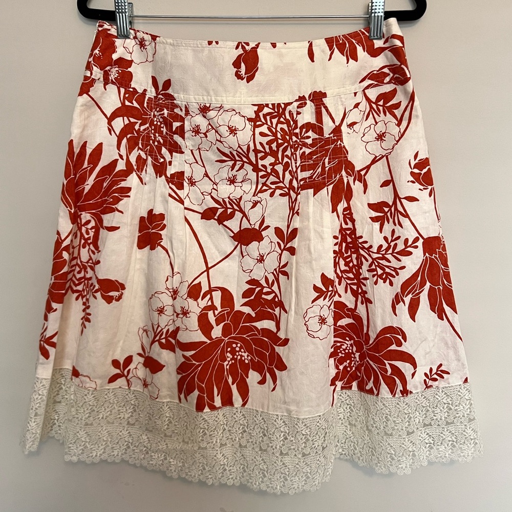 Ann Taylor Red and White Floral A-Line Skirt NWT Size 12P - Picture 3 of 6